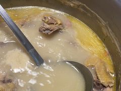 -煲王粤菜餐厅(中侨中心店)