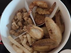 -必胜客(新中纬店)