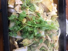 木屋秘制炭火烤鱼-浔味·山屿湖·正宗淳牌全鱼宴老字号