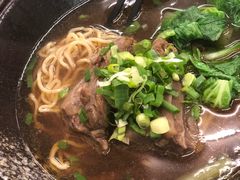 -尊品原汁牛肉面