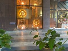 -一棠龙虾•王牌虾球(光谷天地店)