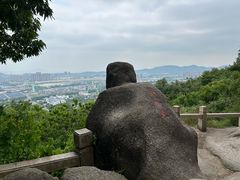 -灵岩山风景区
