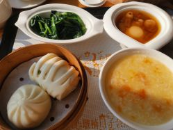 -兰心墩楠月子会所(万达店)