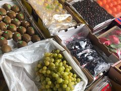 -上海龙吴水胜海发市场