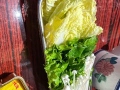 -沙胆彪炭炉牛杂煲(上海日月光广场店)