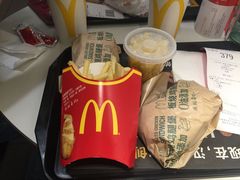 -麦当劳(静安寺店)