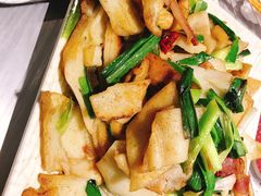 腊肉炒豆丝-小民大排档(光谷店)