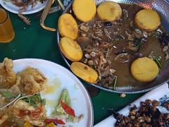 -一口猪海鲜浑锅·东北家常菜