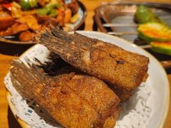 炸美人鱼尾-阿里家·新疆烤肉酒場 by MIG