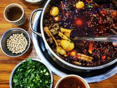芋儿鸡-黑竹香鸡(营和巷店)
