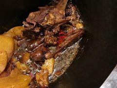 -鱼窝棚柴火铁锅炖(富山屯店)