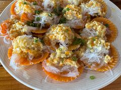 蒜蓉粉丝蒸扇贝-蓝湾碧波·老字号·疍家非遗海上餐厅