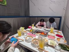 -海底捞火锅(长宁路龙之梦店)