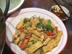 -富正毅三下锅(体育馆店)