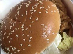 香辣鸡腿堡-肯德基(寮步欧尚店)