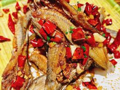 -黄泥岗·地道湖北菜(奥特莱斯店)