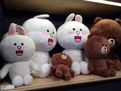 iphone_upload_pic-LINE FRIENDS Garosu-gil Flagship Store