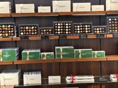 -Laderach 莱德拉(上海环贸iapm店)