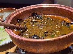-关东小磨东北菜(上海长风大悦城店)