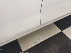 -鲨鱼皮汽车凹陷玻璃修复(静安店)