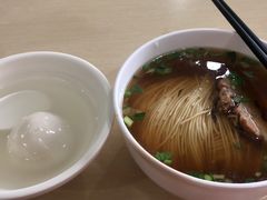 -老西白点心店