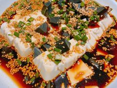皮蛋豆腐-95号酱骨·一块豆腐(展春园西路店)