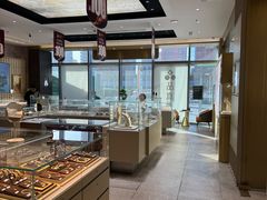 -华夏典当行(龙德广场店)