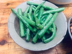 -董哥山城碗碗香(美专校街店)