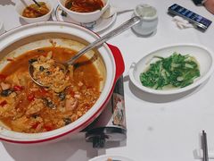 -湘阅•威海海鲜•湖南味道(华宝店)