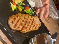 -必胜客(WOW象山涌金广场店)
