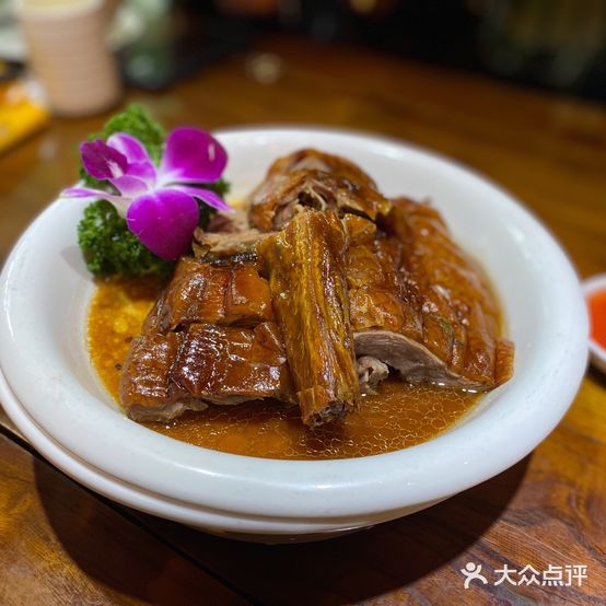 谢家烧鸭王(西江店)