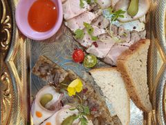 -米德维奇俄式西餐厅(西六道街店)