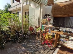 -Cafe In Little Forest