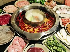 -洞亭火锅(防空洞总店)