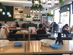 大堂-拿渡·水煮鱼麻辣香锅(王府井奥莱·香江小镇店)