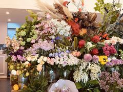 -FLOVIE FLORIST CAFE