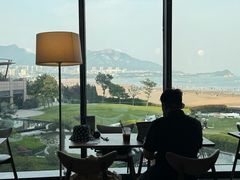 -青岛朗艺美术馆·海景咖啡