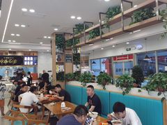 大堂-穆芳阁兰州纯汤牛肉面(西安总店)