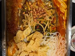 -在巷子里的烤肉店·螺蛳粉烤鱼·牛蛙(和美城店)