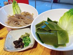 -野山舂·贵州现舂酸汤火锅(鸿通城店)