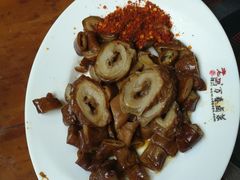 -老鼎万春卤菜(五代传承创始老店)