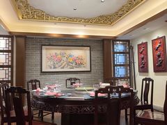 -梅龙镇酒家(南京西路总店)