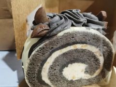 黑芝麻芝士犇犇卷-星巴克臻选(扬州瘦西湖文化广场店)
