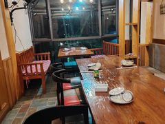 -小丫头餐厅·江浙菜·烧烤(灵隐店)