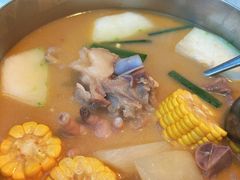 -肥仔文澳门猪骨煲(南京西路店)
