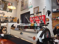 大堂-Be Lived Cafe比例咖啡(摩天轮店)