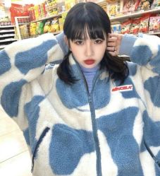 -时尚殿堂明星门店