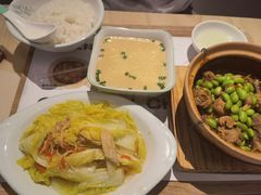 -老乡鸡(上海白玉兰广场店)