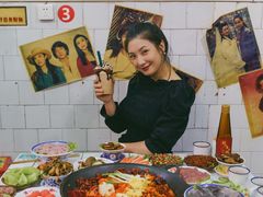 -财二舅火锅招待所