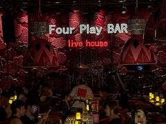 -FOUR PLAY BAR